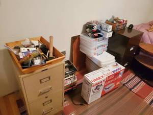 lot 125 image: Office Supplies