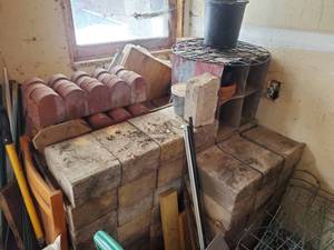 lot 138 image: Bricks