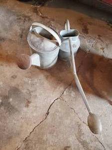 lot 142 image: Watering Cans