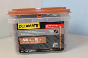 lot 12 image: NEW Deckmate 10lbs of 1-58 in Star Drive Coated Screws Red (1,238 Pk Approx Qty) Model 1005 194 596 Red