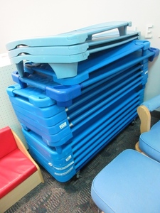 lot 113 image: KIDDIE COTS