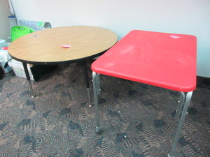 lot 123 image: MISC. TABLES FOR CHILDREN