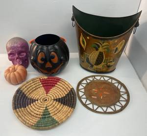 lot 16 image: Group Of Halloween Items And More