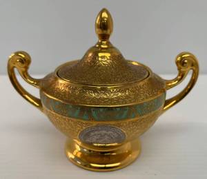 lot 102 image: LEM 8 By Le Mieux 24 Karat Gold Incrusted Platinum Porcelain Sugar Bowl With Lid, Bohemia Made In Czechoslovakia Empire