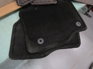 Floor Mats & Rear Pickup Windows for 