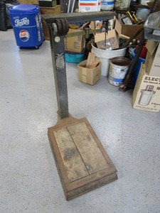 Vintage Chicago Scale Co. Platform Grain Scale