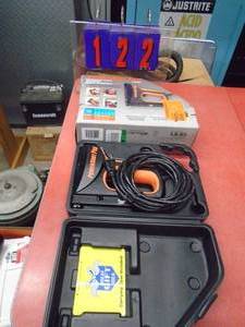 Power smart electric stapler. Looks new. As shown.
