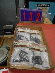 Flat of gate latches. As shown.
