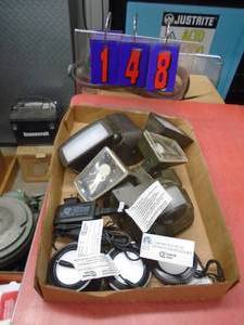 Flat of outdoor & puck lights. As shown.