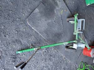 6 Wheel Estate Rake