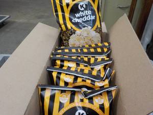5 - 5.75 oz Bag White Cheddar Popco...