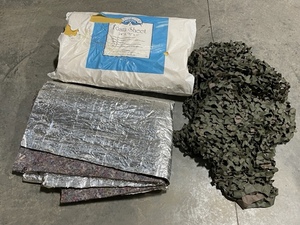 lot 56 image: Foam Pad, Insulation Sheet, Camo Cover