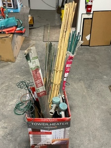 lot 60 image: Outdoor Items