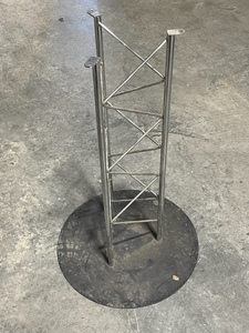lot 65 image: Heavy Duty Stand