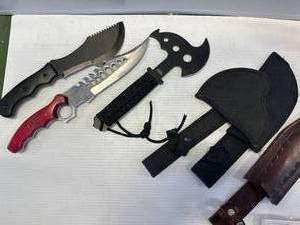 Lot of 3 Knives