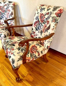 lot 50 image: Pair of Vintage Upholstered Floral Arm Chairs