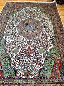 lot 8 image: Gorgeous Iranian Area Rug