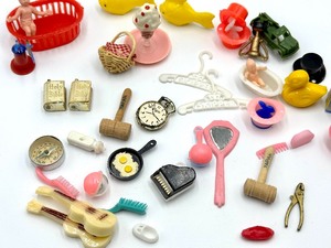 lot 63 image: Collection of Small Toy Trinkets and Treasures