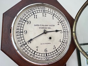 lot 7 image: Vintage Seth Thomas Santa Fe Railway System Wall Clock