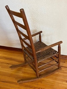 lot 45 image: Vintage Rocking Chair