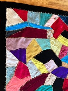 lot 134 image: Vintage Child Size Crazy Quilt
