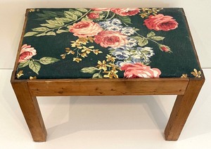 lot 255 image: Vintage Upholstered Stool