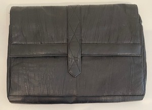 lot 258 image: Six Vintage Clutch Handbags