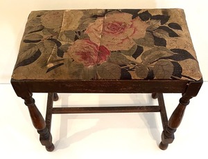 lot 267 image: Vintage Upholstered Stool