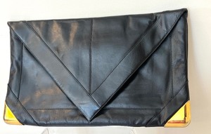lot 158 image: Vintage Lou Taylor Clutch Style Handbag