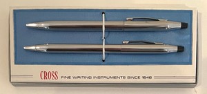 lot 284 image: Cross Pen and Pencil Set
