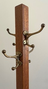 lot 289 image: Vintage Wooden Coat Rack