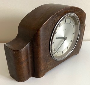 lot 337 image: Vintage Mauthe Clock