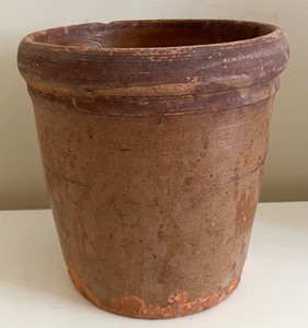 lot 350 image: Macomb Pottery and More