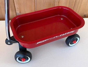 lot 371 image: Radio Flyer Wagon and Wheel Barrow