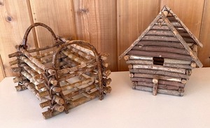 lot 368 image: Twig and Stick Decor Grouping