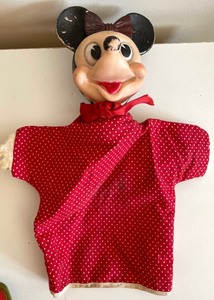 lot 170 image: Vintage Hand Puppets by Gund, Hanna Barbera and Warner Brothers