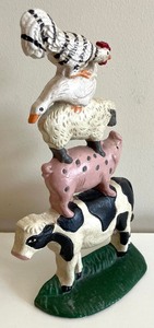 lot 168 image: Cute Farmyard Animals Cast Iron Door Stop by Midwest of Cannon Falls