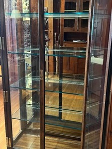 lot 42 image: Beautiful Display Cabinet