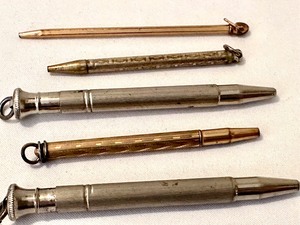 lot 189 image: Five Vintage Mechanical Pencils