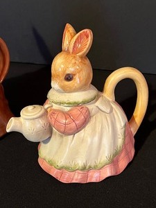 lot 199 image: Two Fun Character Teapots including Takahashi Bunny Teapot