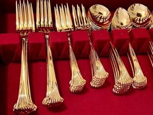 lot 406 image: Set of Gold Tone Flatware
