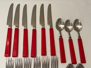 lot 407 image: Vintage Red Melamine Hampton Silversmiths Stainless Flatware