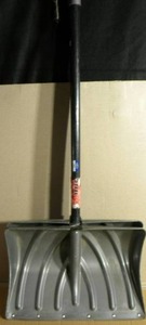 lot 41 image: Ready for Action 20 Wide Shovels Lot of 2