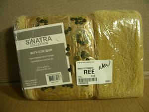 lot 85 image: New Sinatra Collection Bath Contour (21 x 24) - Gold