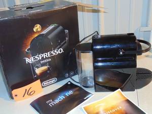 Nespresso Inissia by DeLonghi