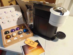 Nepresso Vertuo Next by DeLonghi
