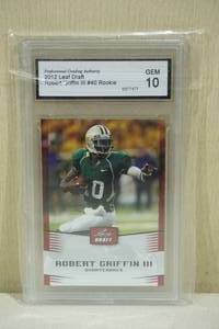 lot 81 image: 2012 Leaf Draft Robert Griffin III #40 Rookie Football Card - PGA 10