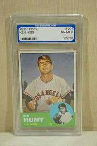 lot 97 image: 1963 Topps Ken Hunt #207 Baseball Card - PGS 8
