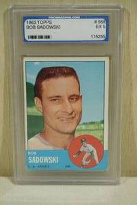 lot 99 image: 1963 Topps Bob Sadowski #568 Baseball Card - PGS 5