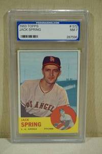lot 100 image: 1963 Topps Jack Spring #572 Baseball Card - PGS 7
